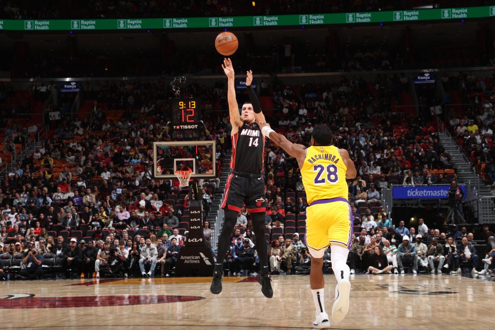 多人参与到 多人参与到