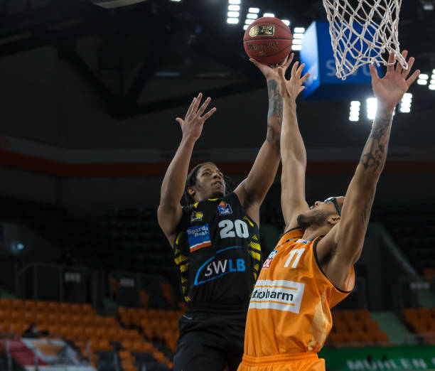 奇的前锋 奇的前锋