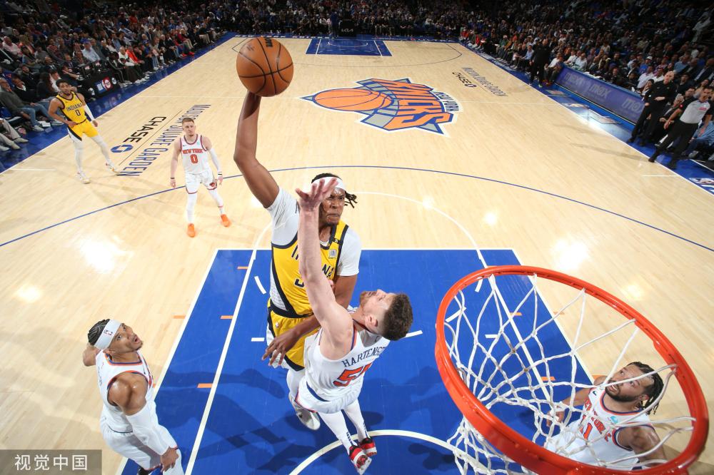 受瞩目的盛 受瞩目的盛