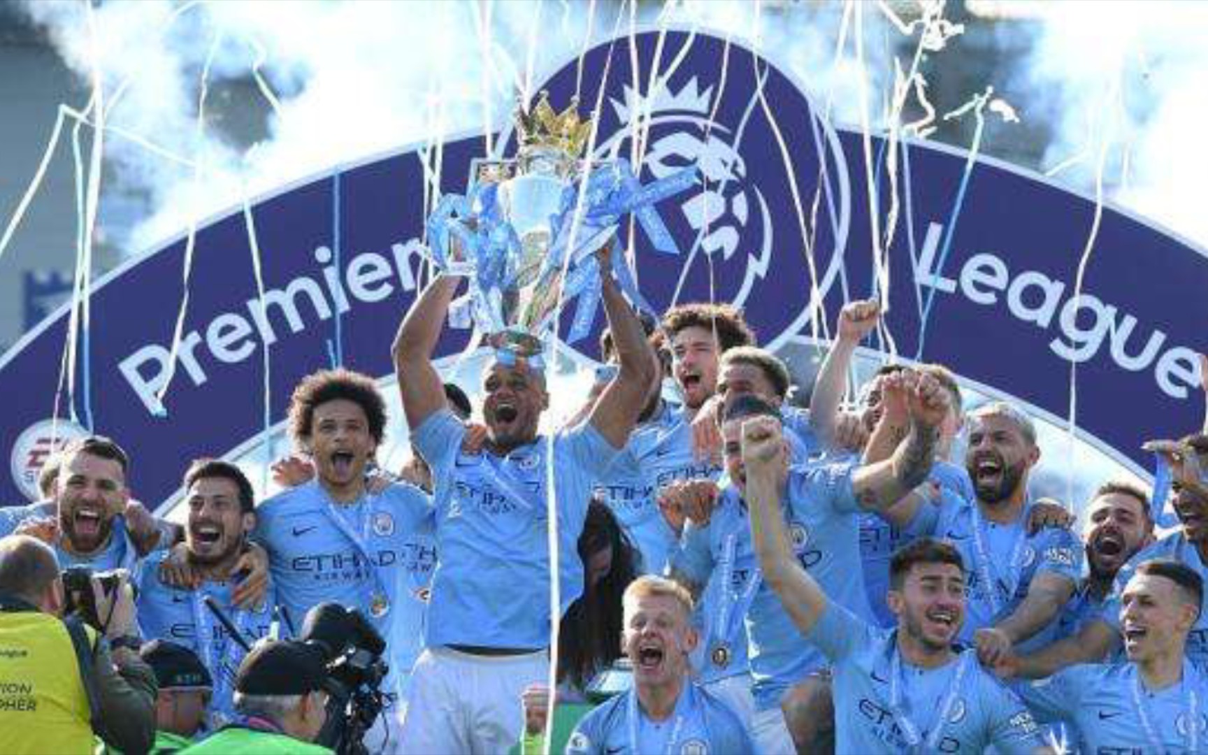 攻与传球的 攻与传球的